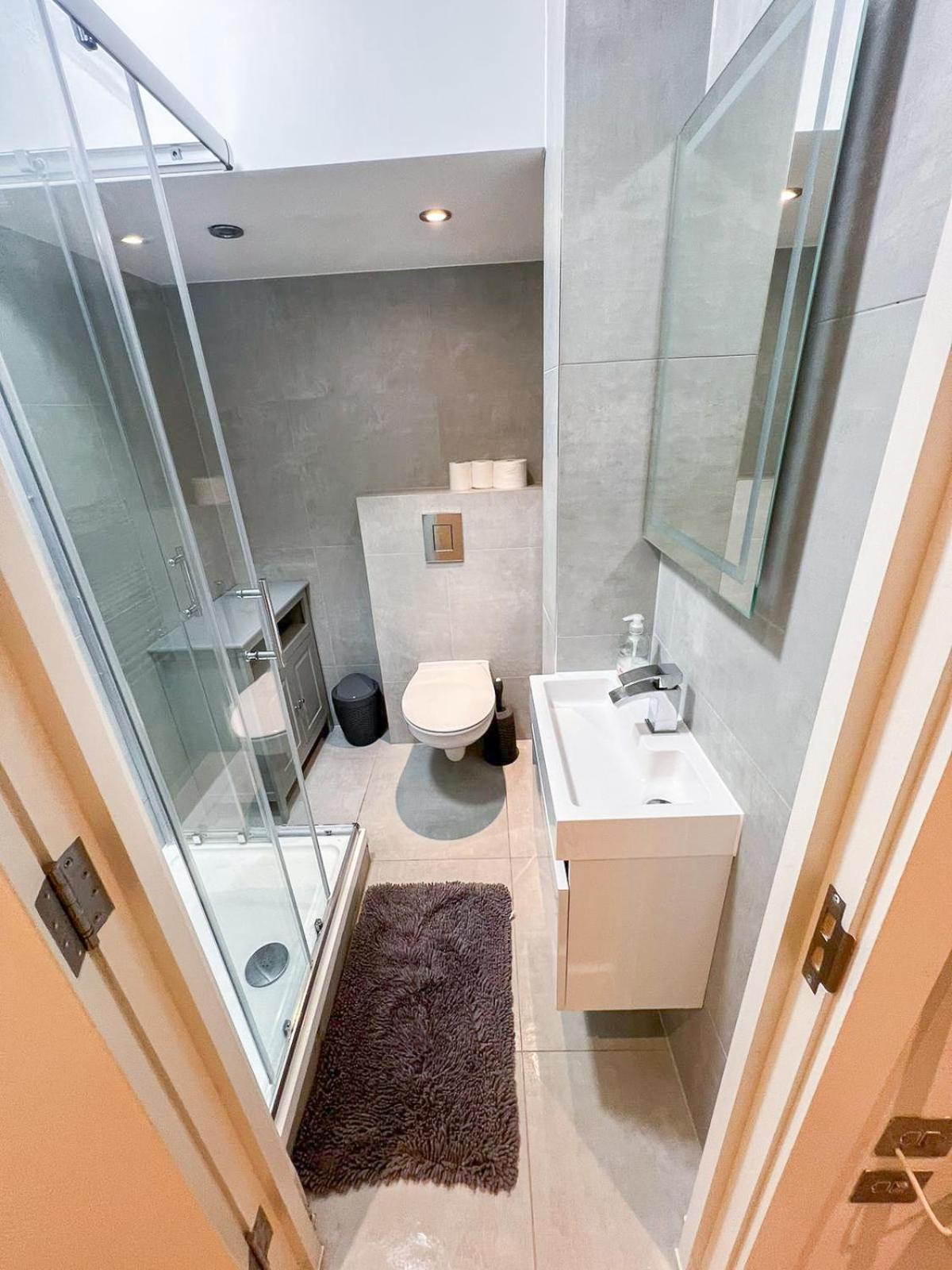 Charming 1-bedroom Haven Near The Shard In Elephant & Castle Apartament *