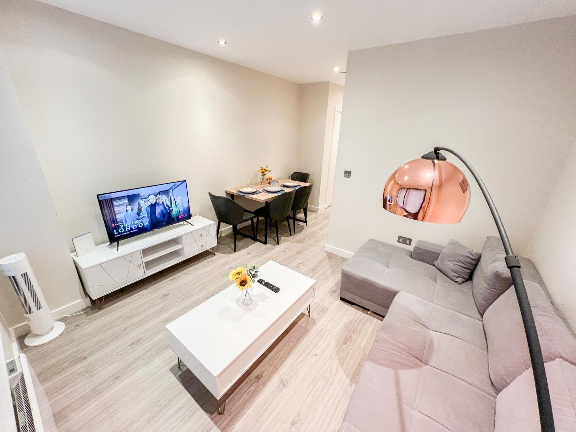 Charming 1-bedroom Haven Near The Shard In Elephant & Castle * Londra